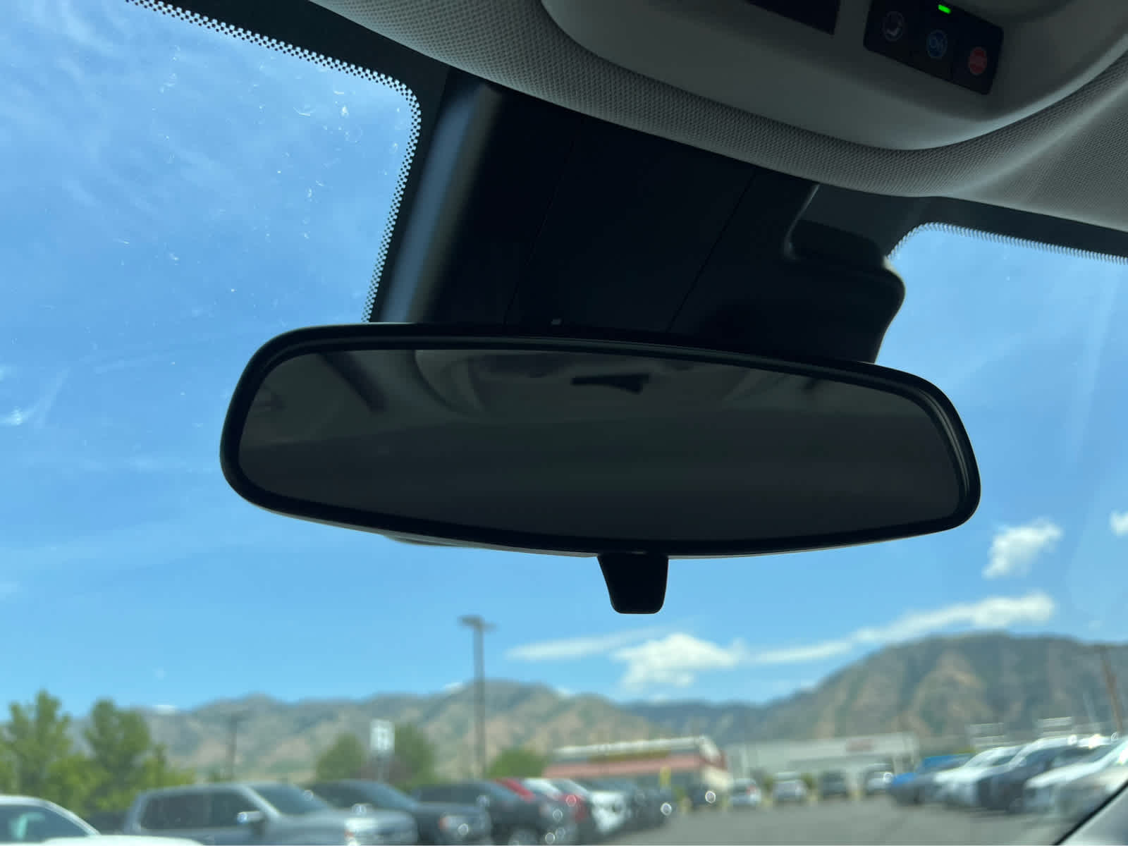 2025 Chevrolet Trax photo 23
