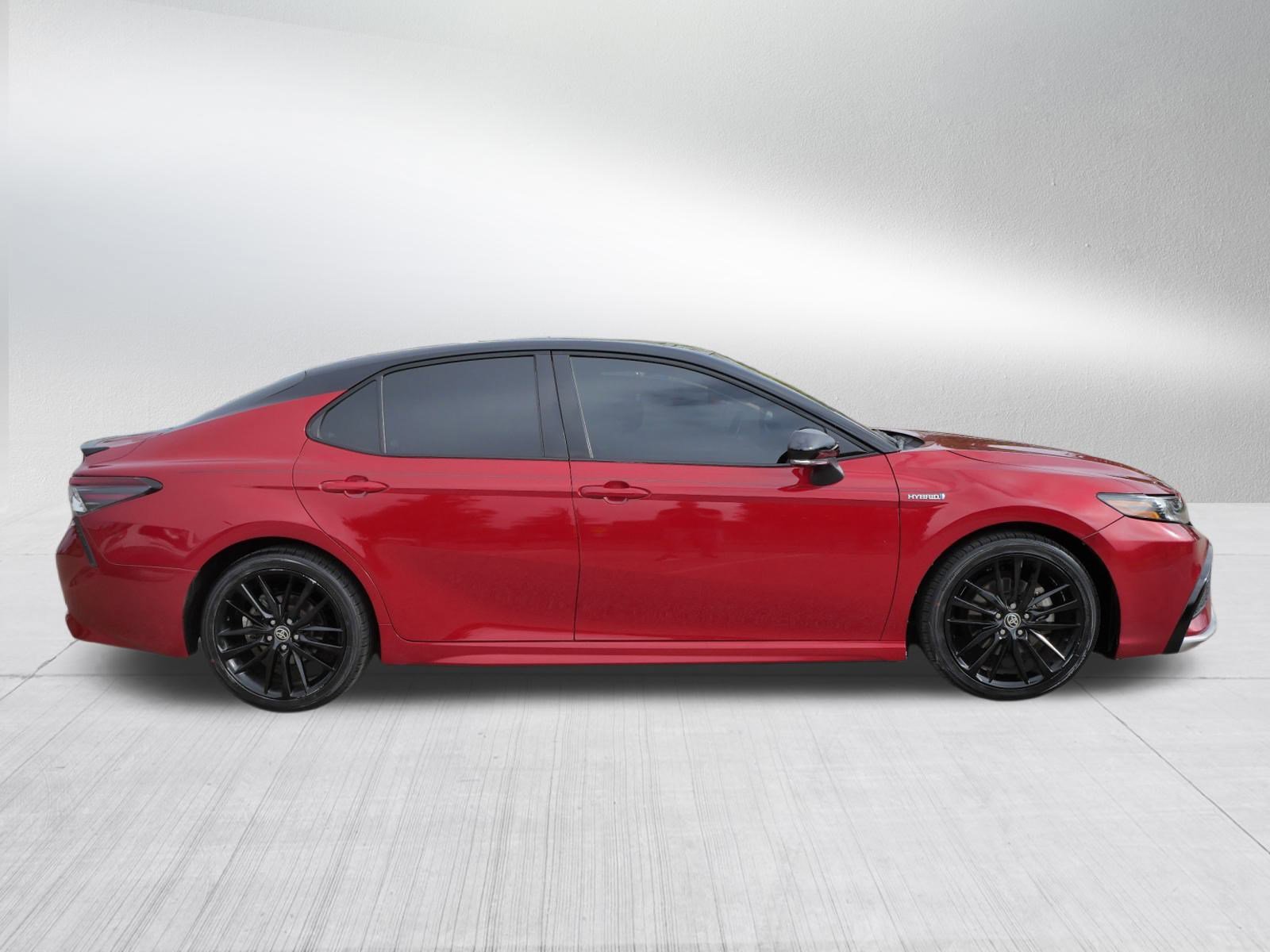 2021 Toyota Camry XSE photo 8