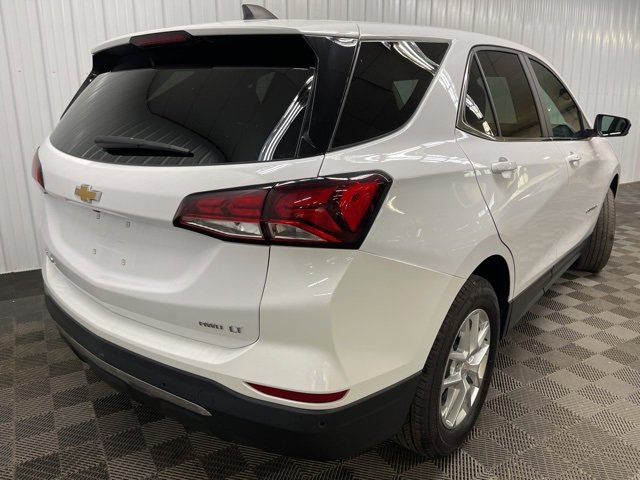 2022 Chevrolet Equinox LT photo 4