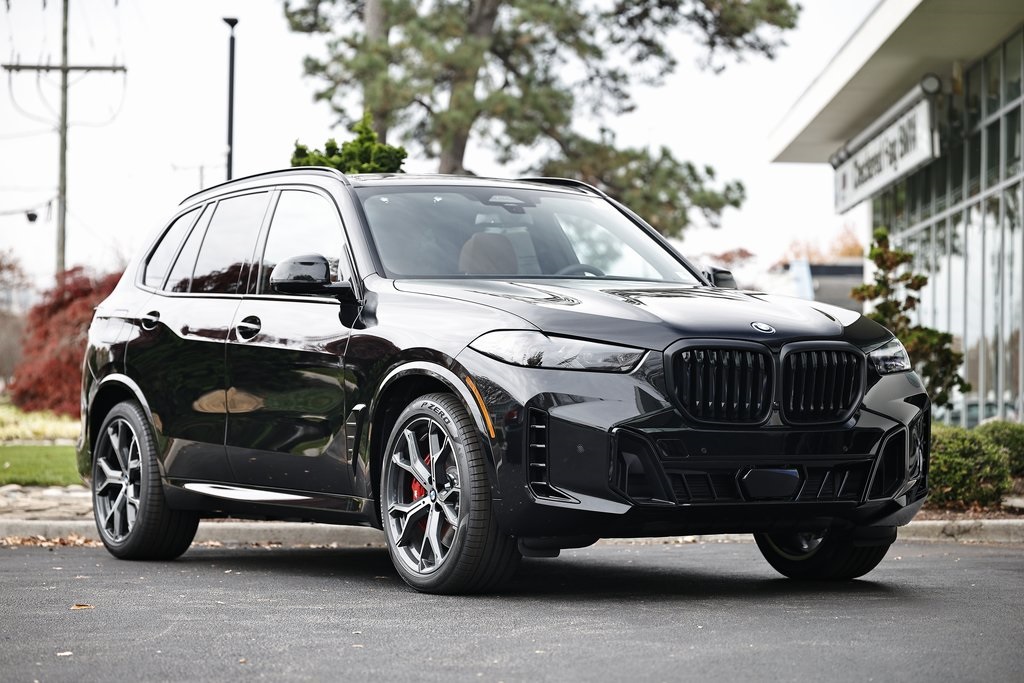 2026 BMW X5 50e's photo