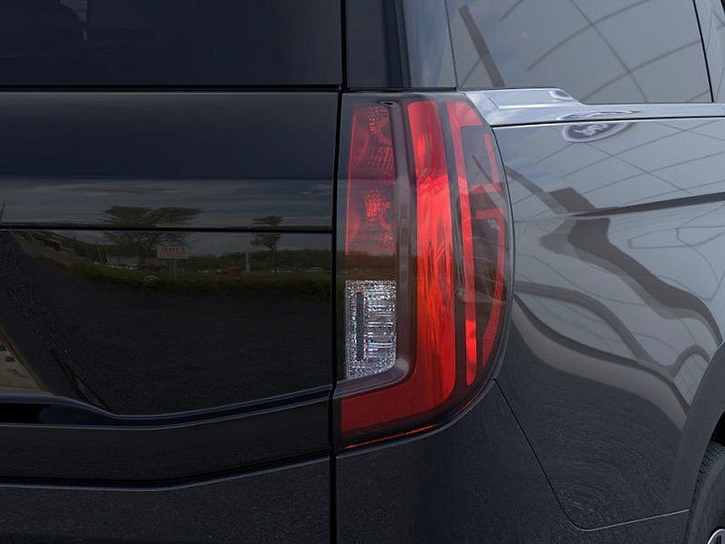 2025 Ford Expedition MAX photo 18