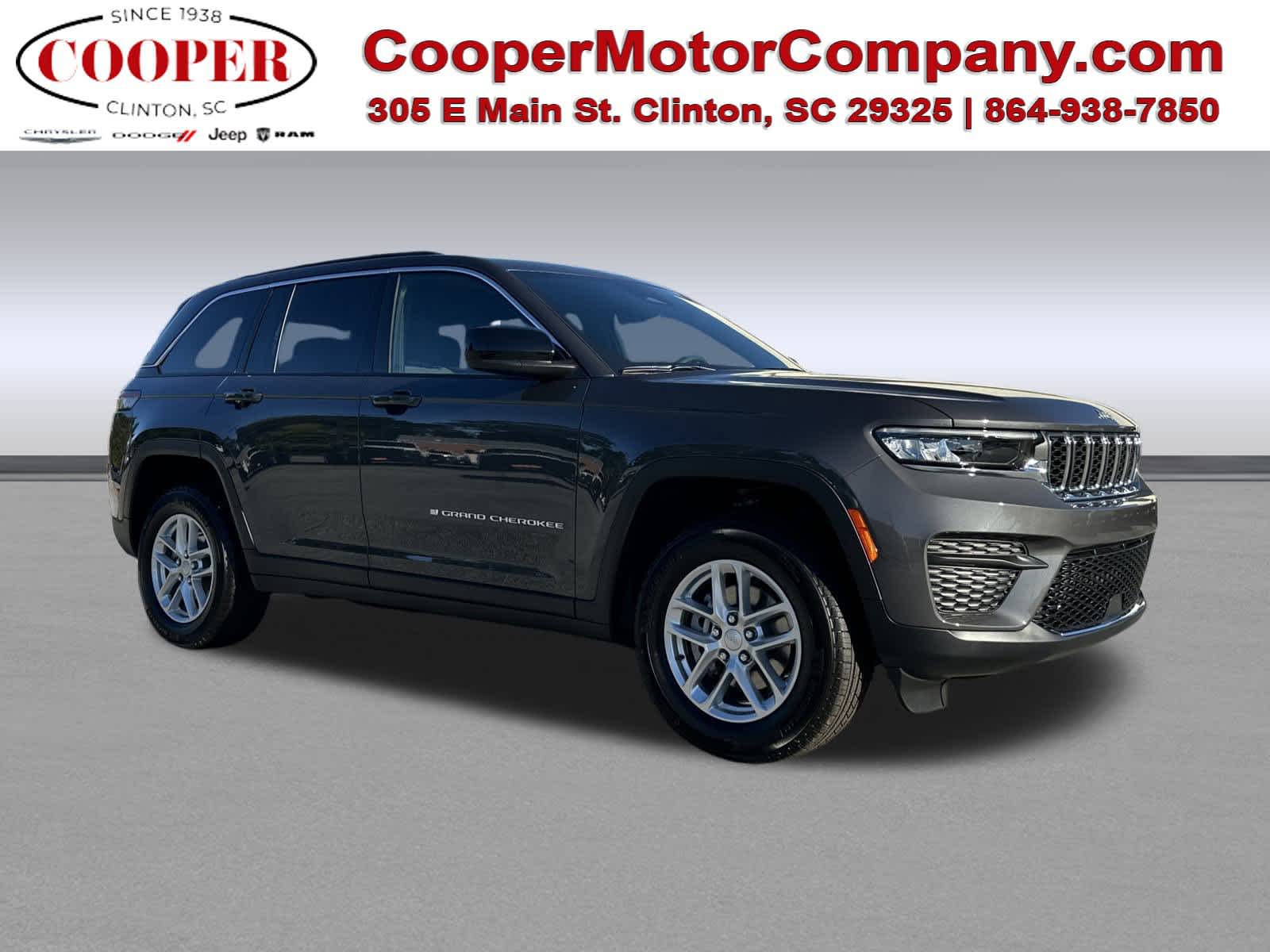 2025 Jeep Grand Cherokee Laredo's photo