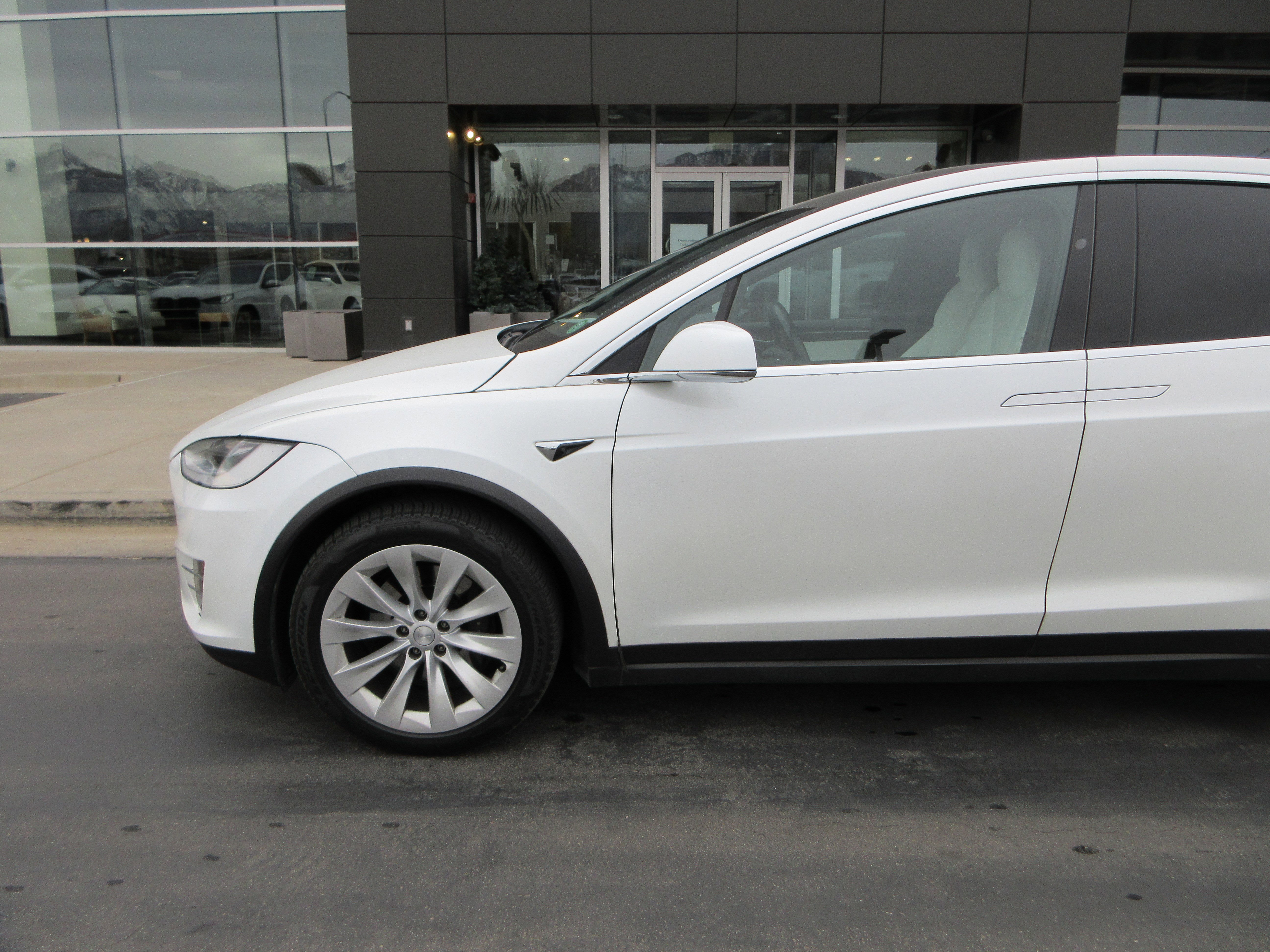 Used 2020 Tesla Model X Long Range with VIN 5YJXCDE27LF250266 for sale in Murray, UT