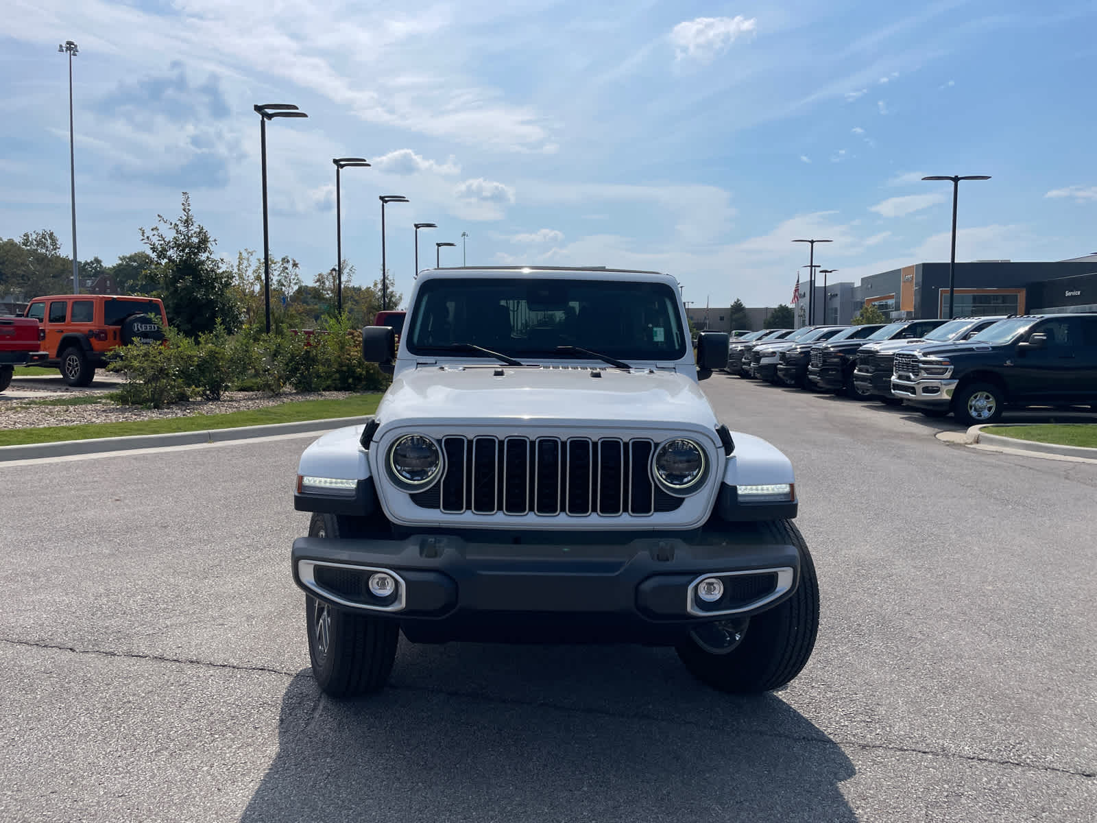 2025 Jeep Wrangler Sahara photo 3
