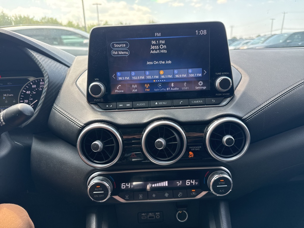 2021 Nissan Sentra SV photo 3