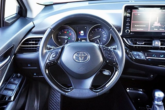 Used 2022 Red Toyota XLE image 18