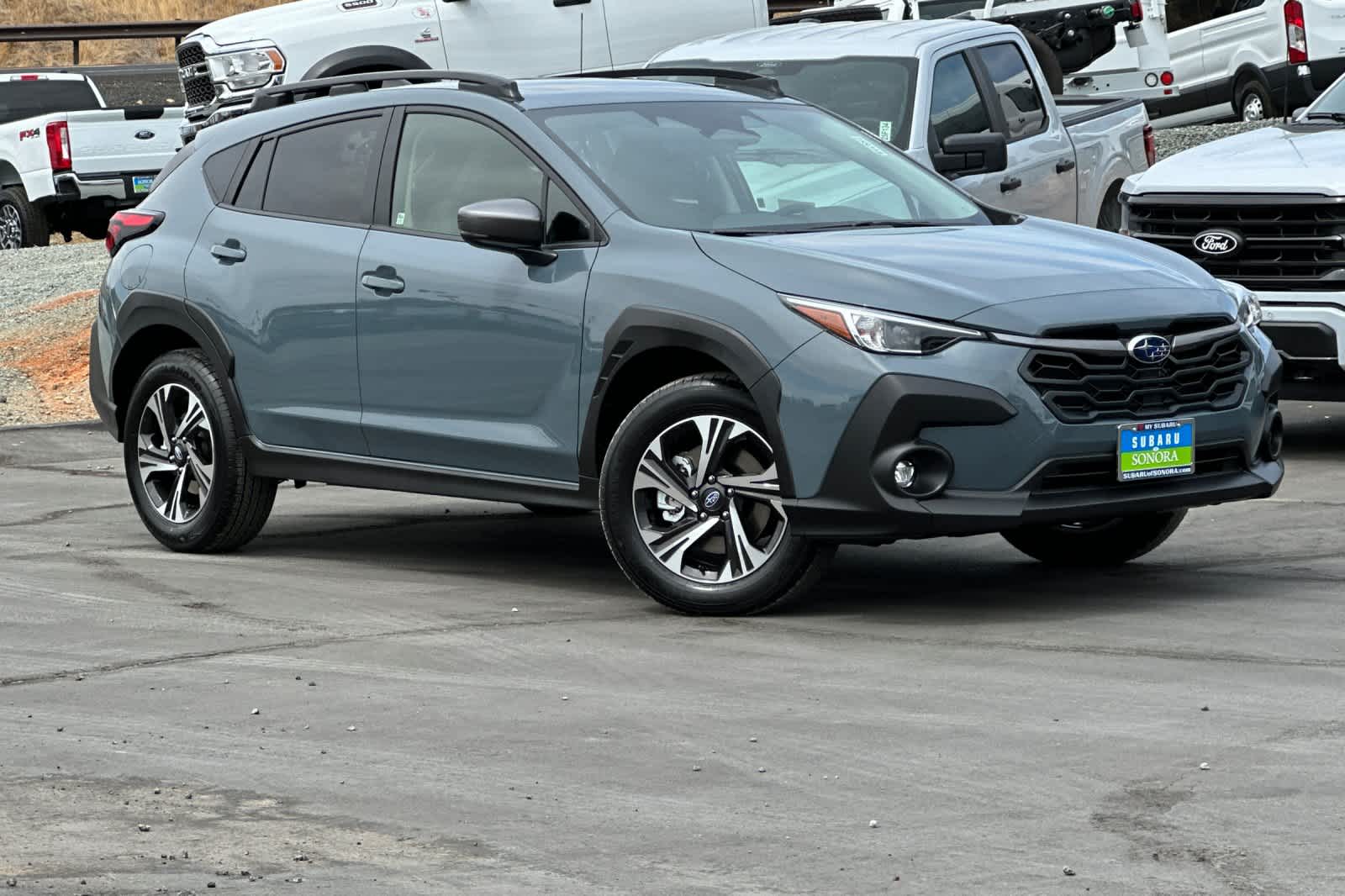 2025 Subaru Crosstrek Premium photo 2