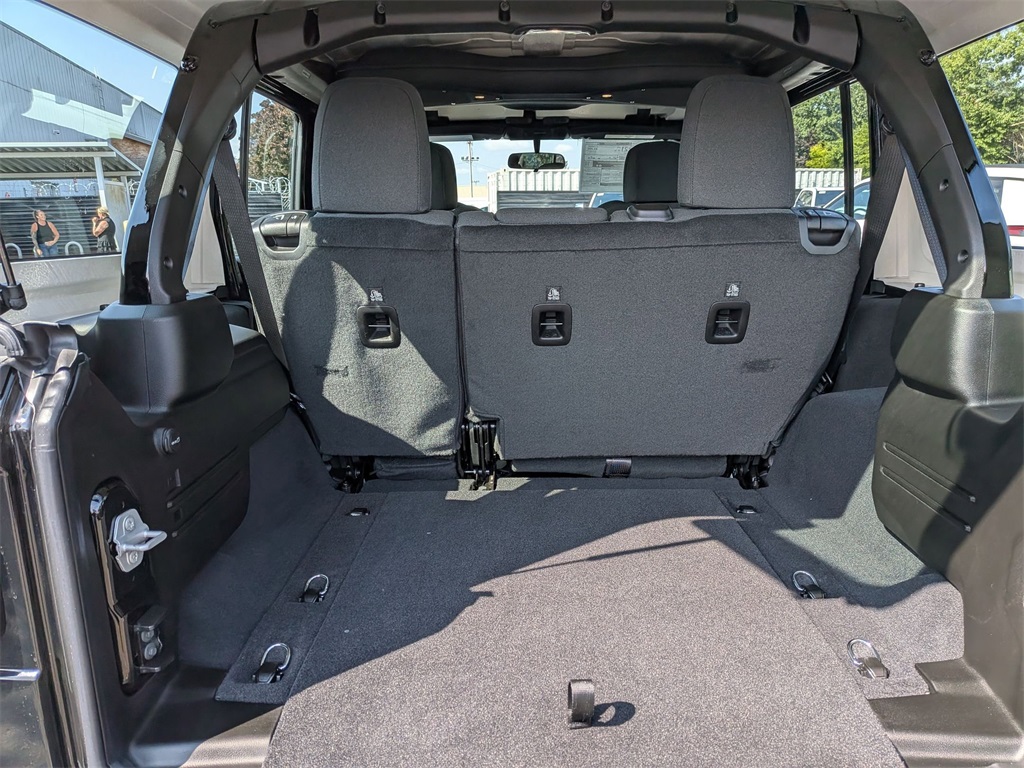 2025 Jeep Wrangler Sport photo 13