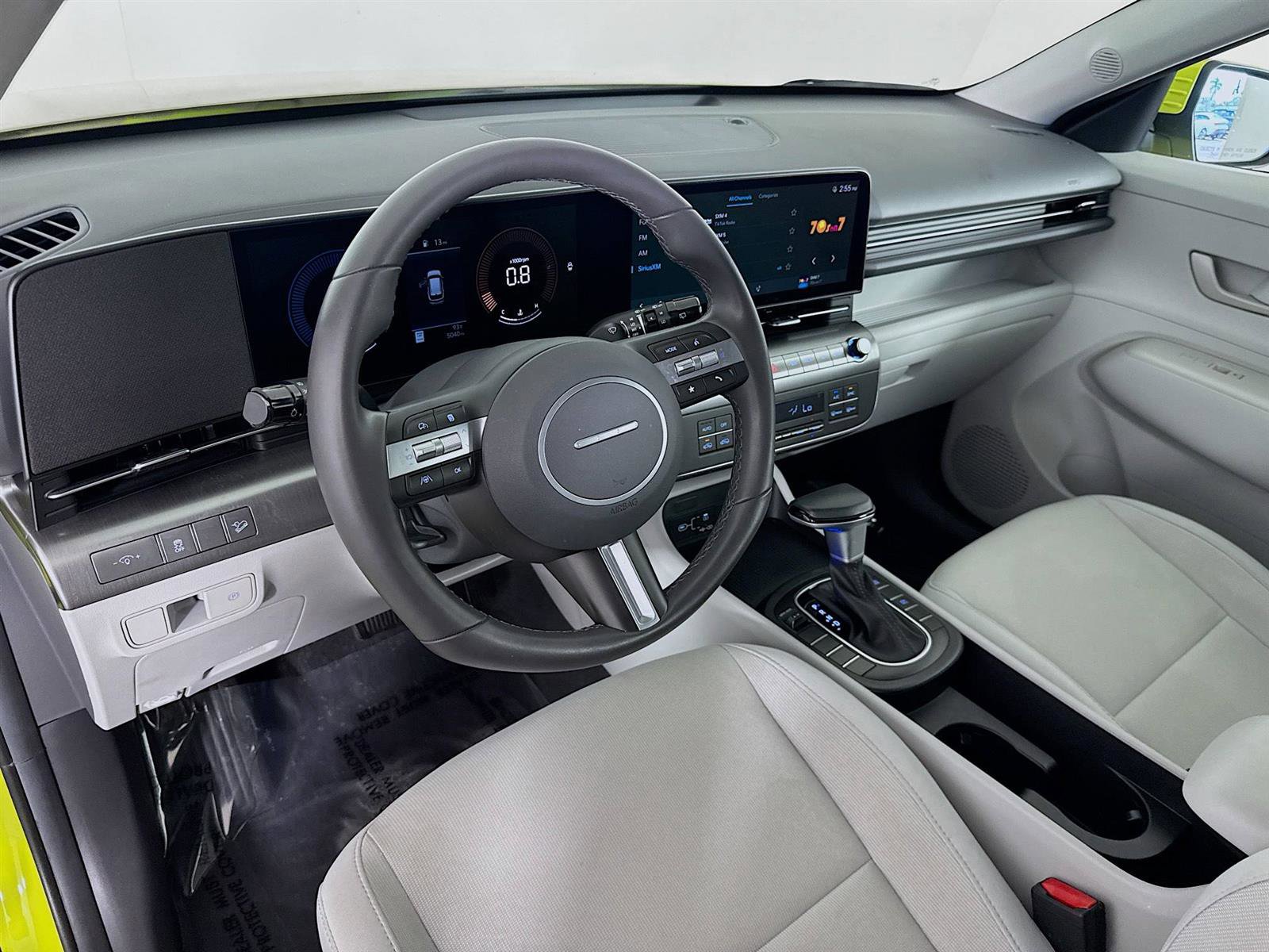 2024 Hyundai Kona SEL photo 9