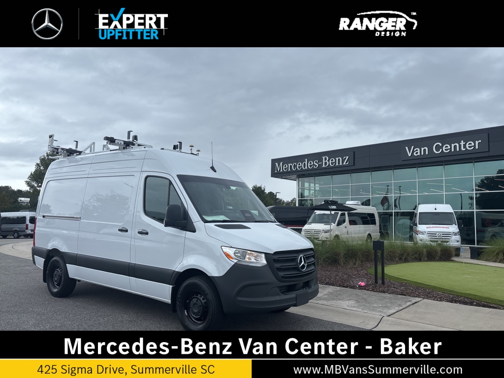 2026 Mercedes-Benz Sprinter Cargo Van Base's photo