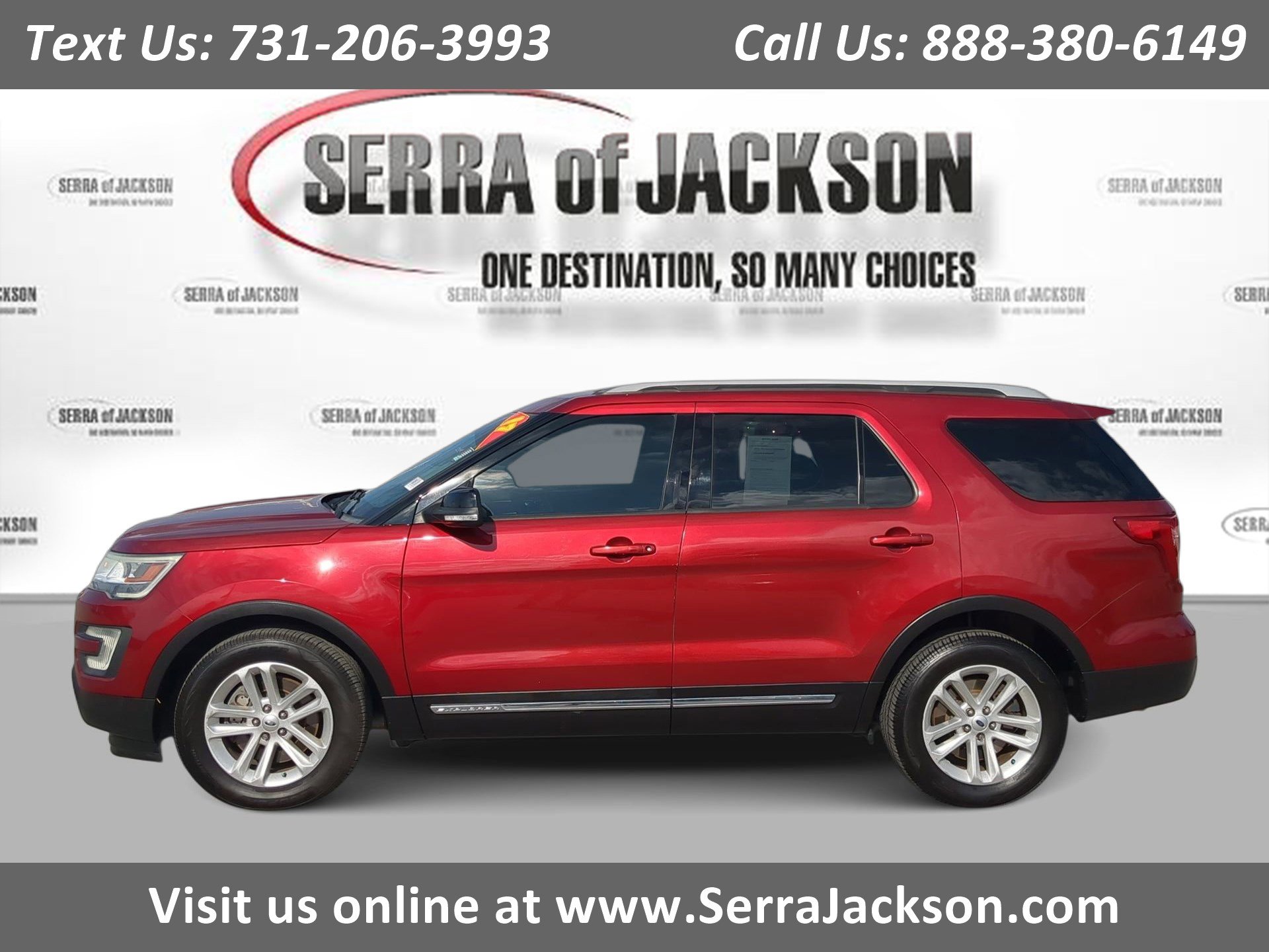 2017 Ford Explorer XLT's photo