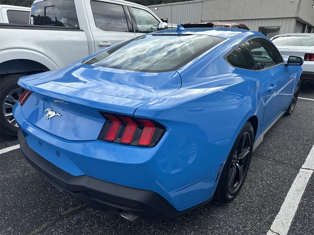 2024 Ford Mustang EcoBoost photo 8