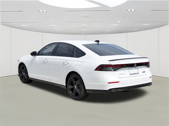 2025 Honda Accord Hybrid Sport-L photo 5
