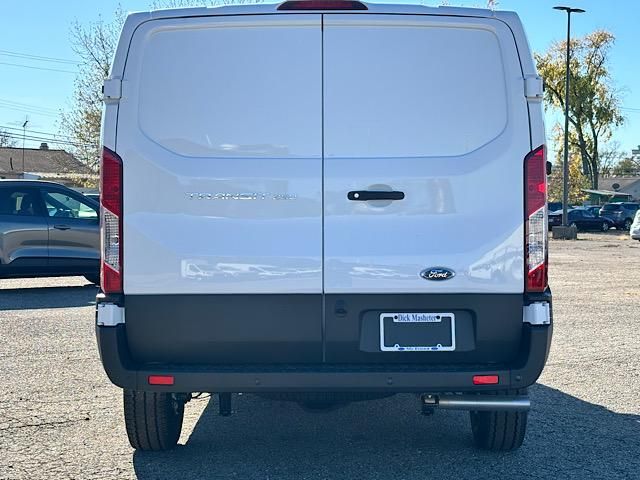 2024 Ford Transit photo 7