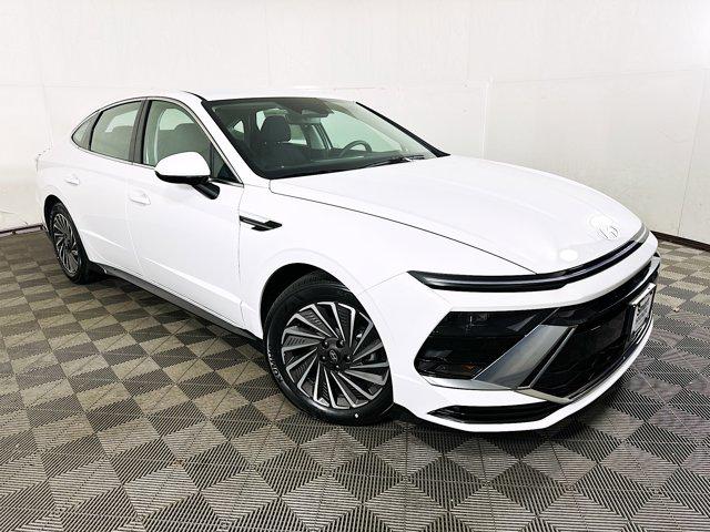 2025 Hyundai Sonata Hybrid SEL's photo