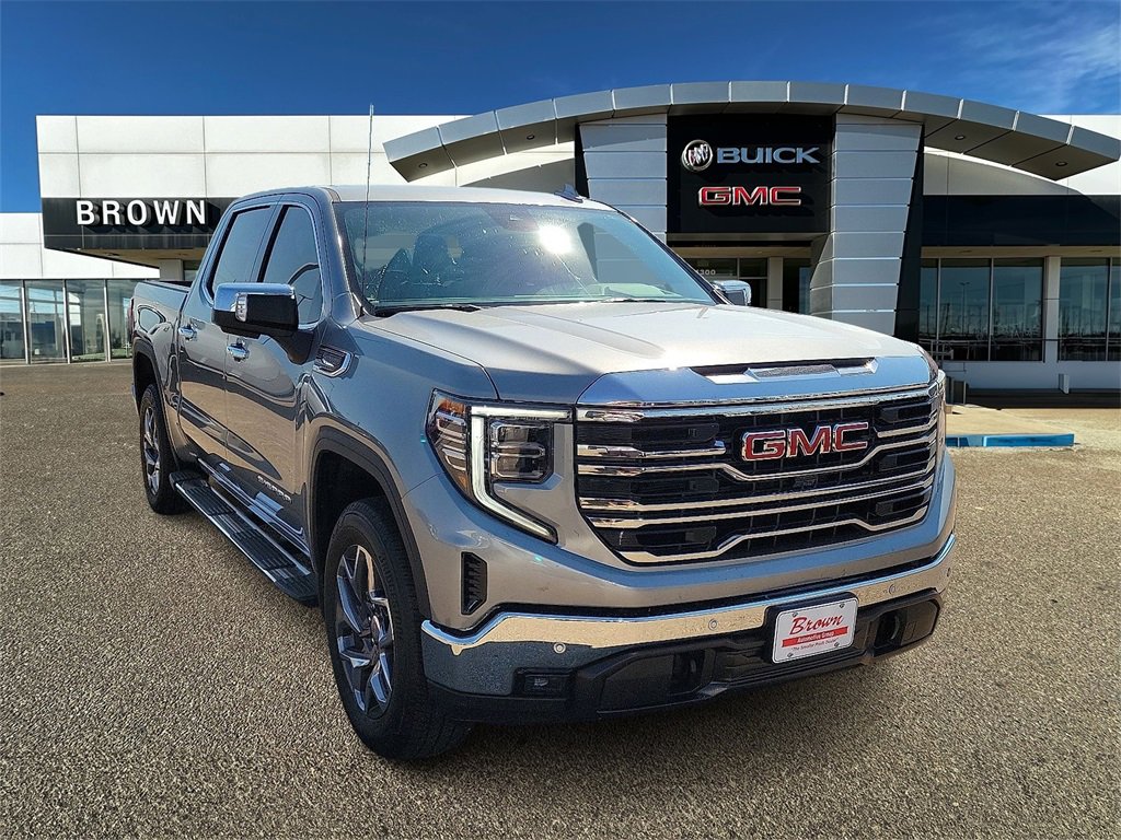 2025 GMC Sierra 1500 SLT's photo