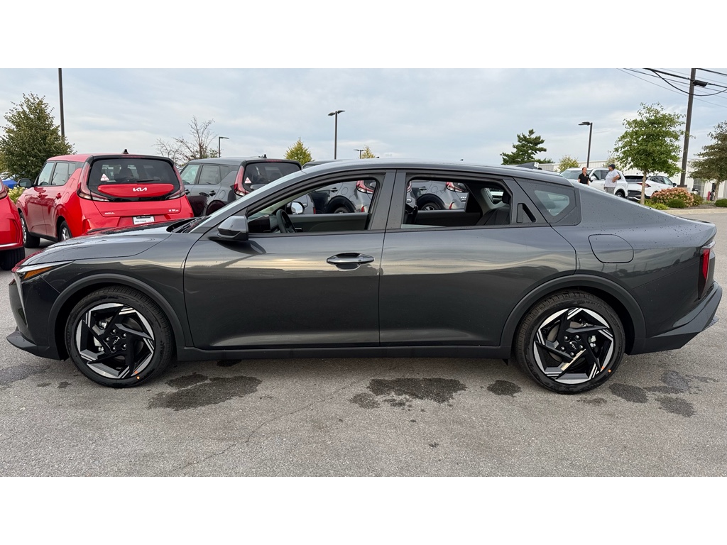 2025 Kia K4 EX photo 23