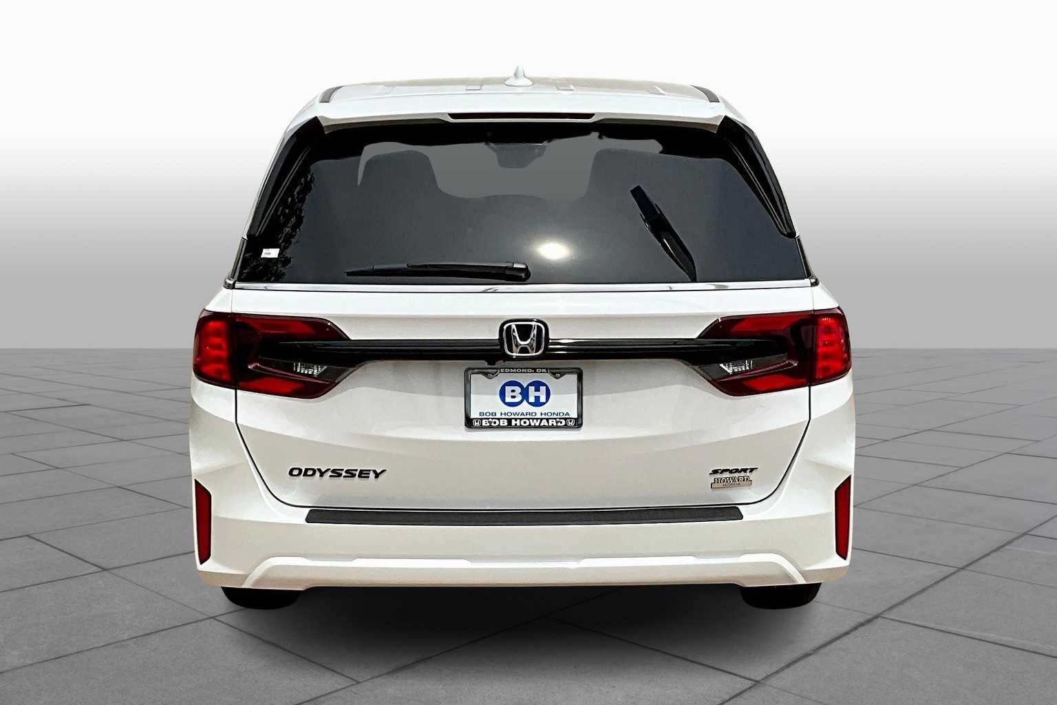 2026 Honda Odyssey photo 4