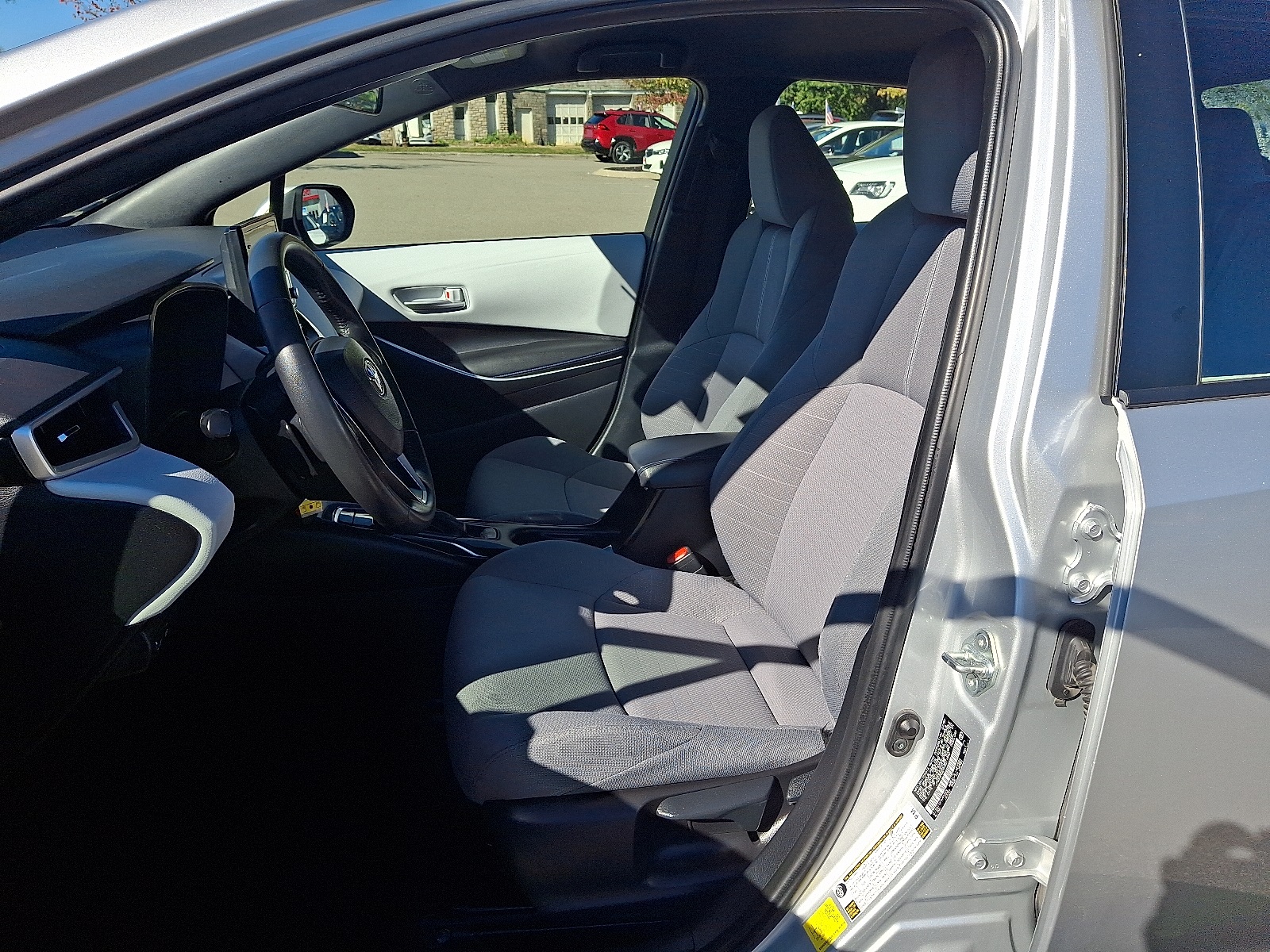2022 Toyota Corolla SE photo 14