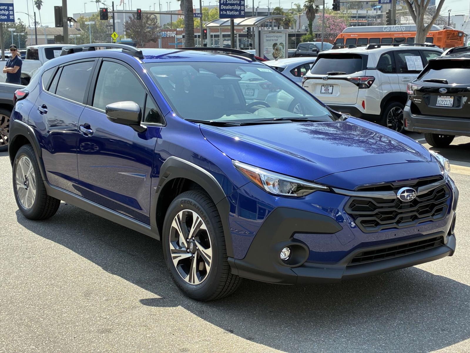 2025 Subaru Crosstrek Premium photo 2