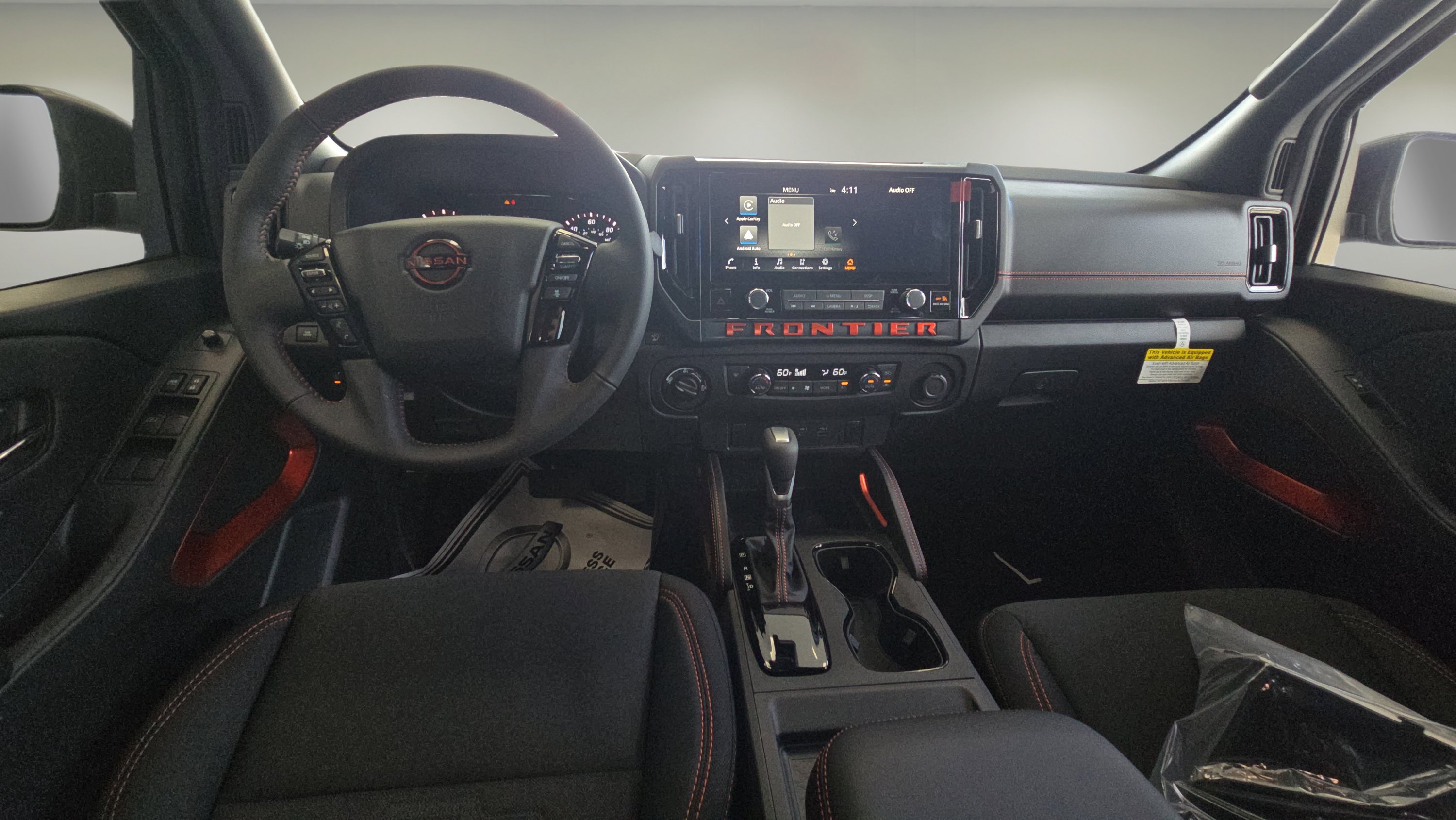 2025 Nissan Frontier PRO-4X photo 6