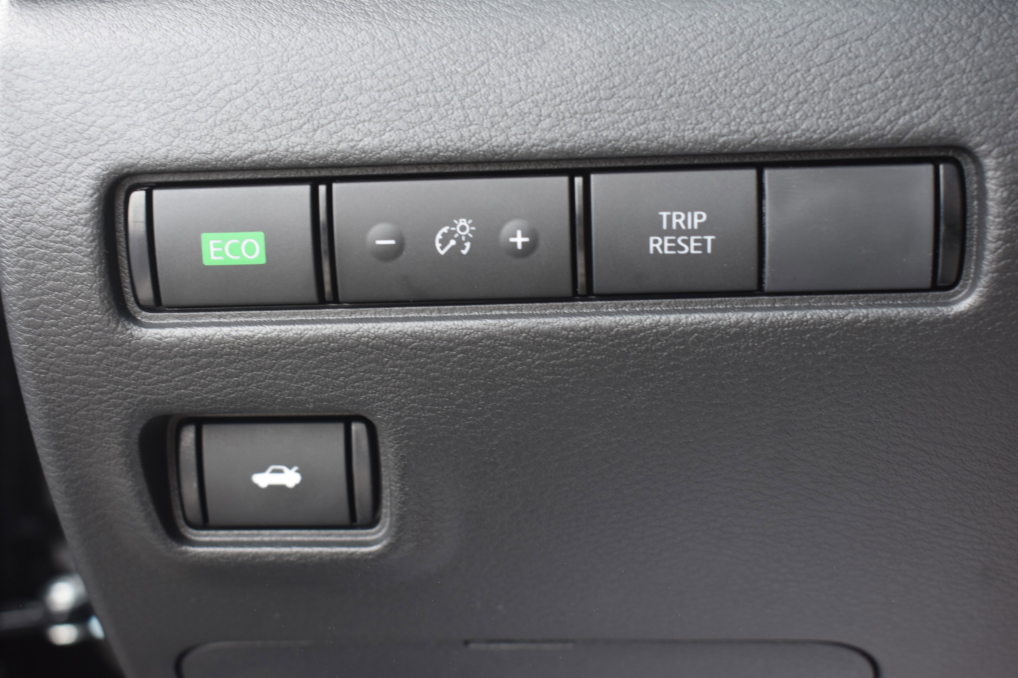 2025 Nissan Sentra S photo 16