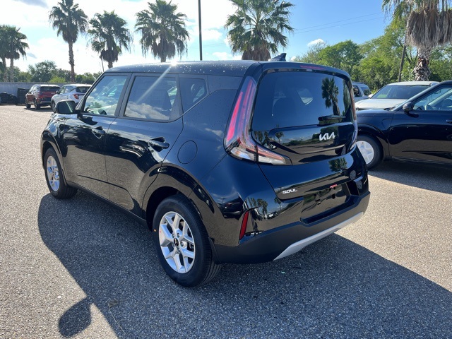 2025 Kia Soul LX S photo 4