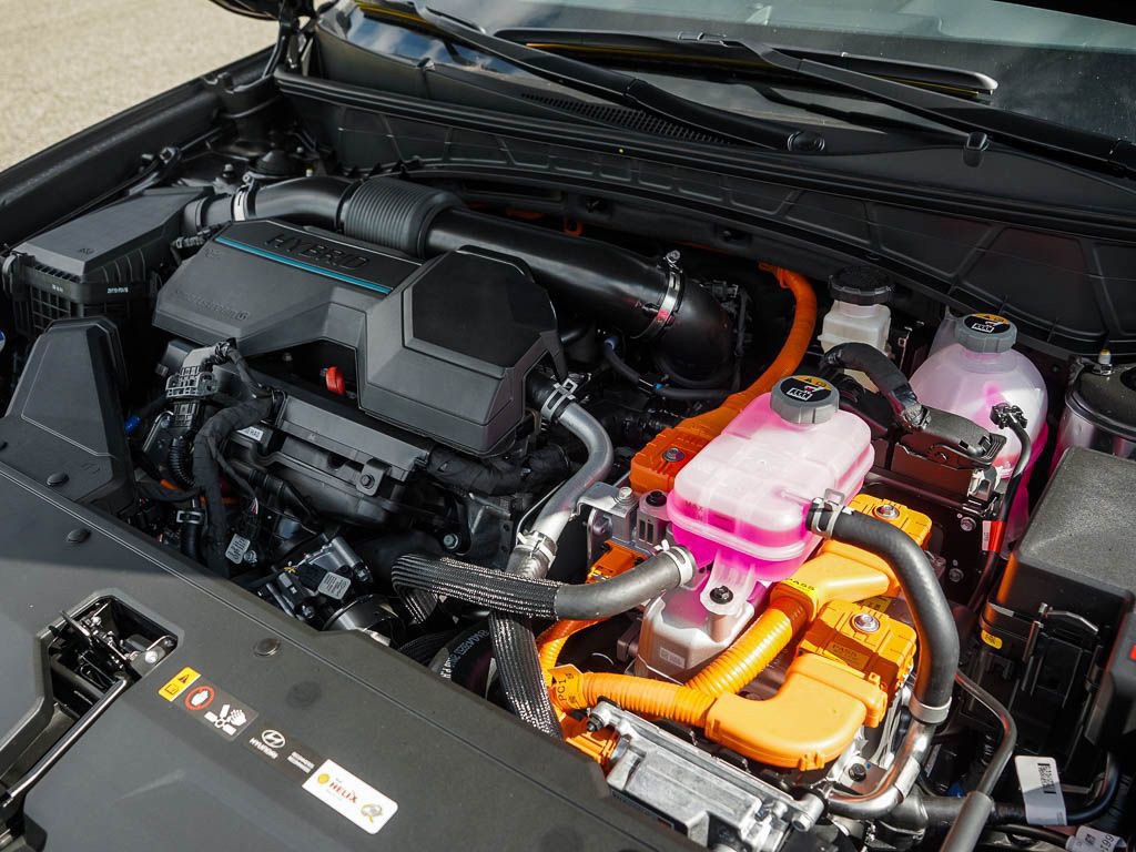 2025 Hyundai Tucson Hybrid SEL Convenience photo 4