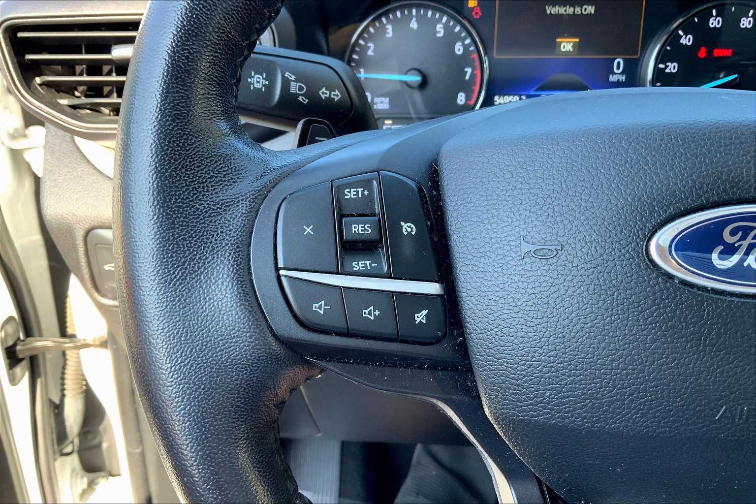 2020 Ford Explorer XLT photo 21