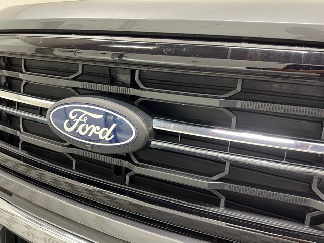 2024 Ford F-150 XLT photo 5
