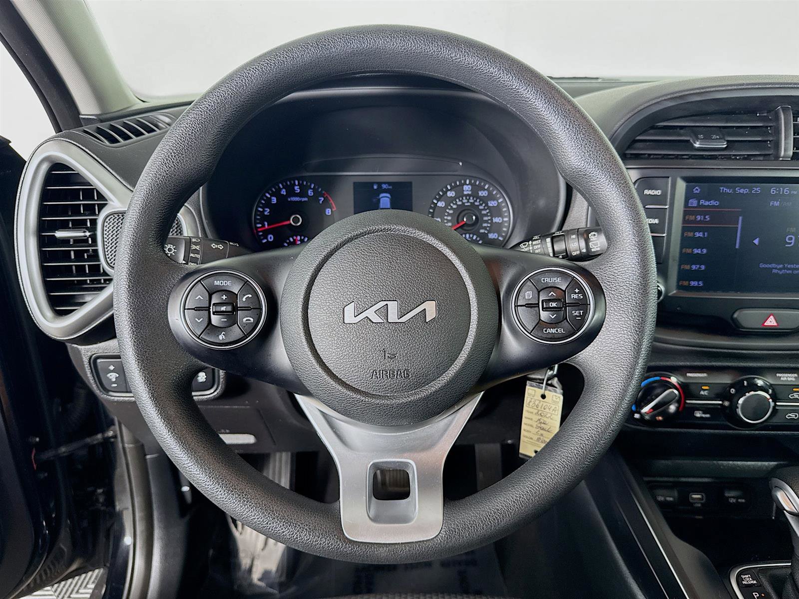 2022 Kia Soul LX photo 9