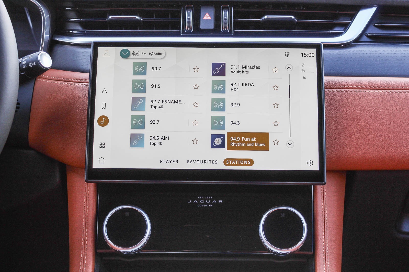 2024 Jaguar F-PACE P250 R-Dynamic S photo 10