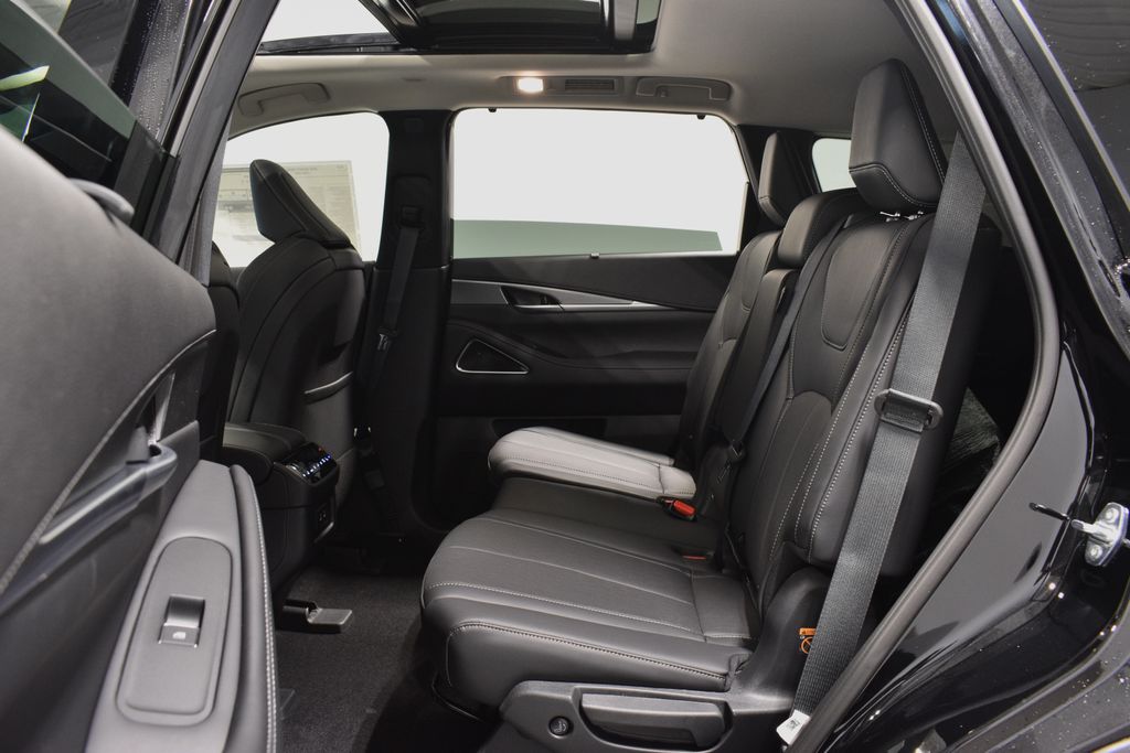 2026 Infiniti QX60 Luxe AWD photo 29