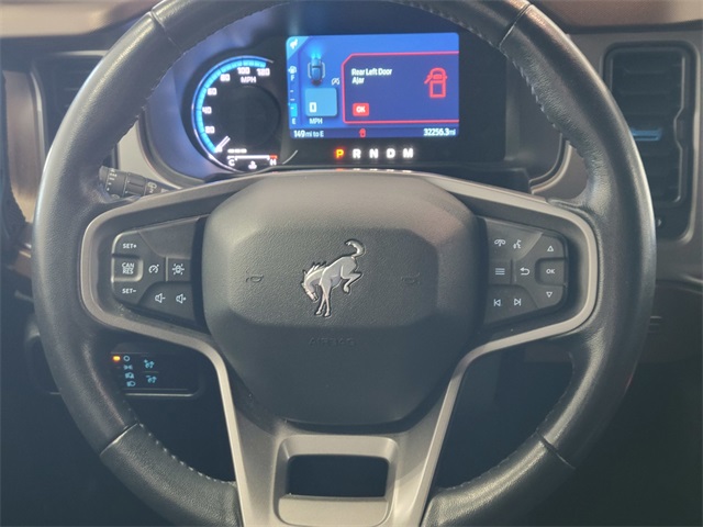 2023 Ford Bronco Outer Banks photo 26