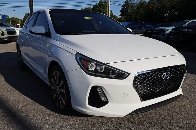2018 Hyundai Elantra GT Base photo 4