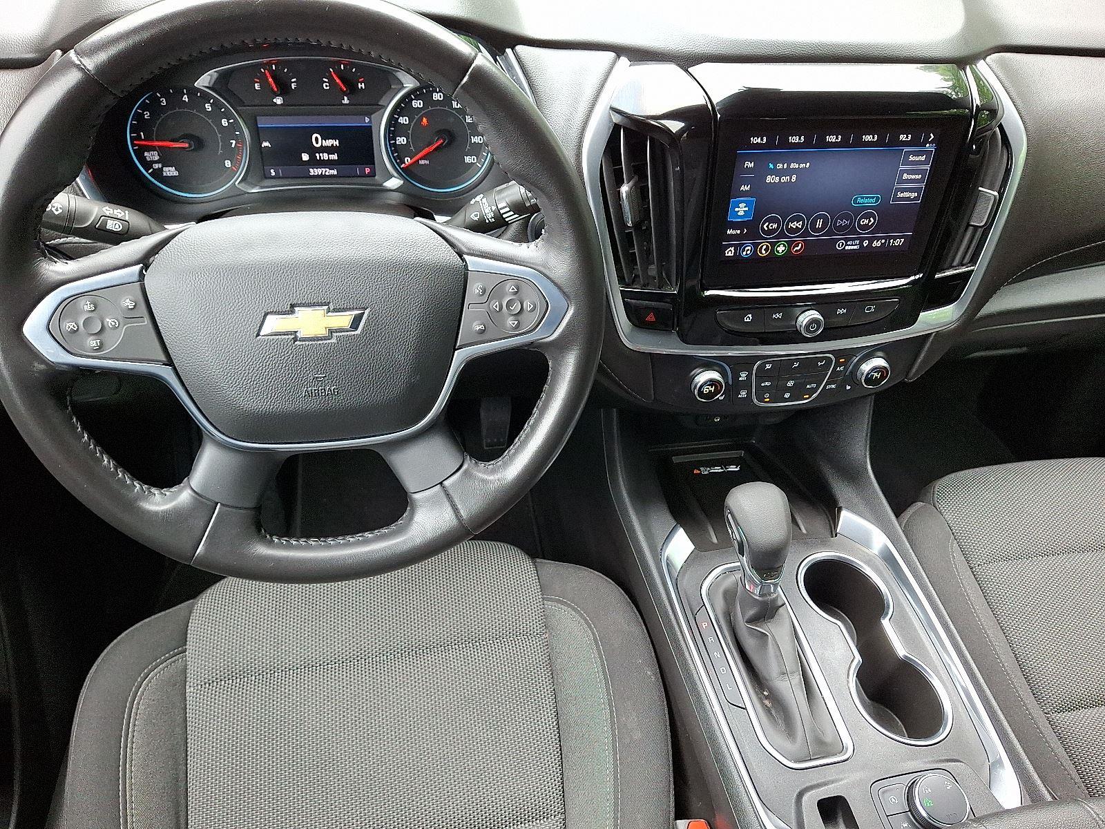 2022 Chevrolet Traverse Cloth photo 9