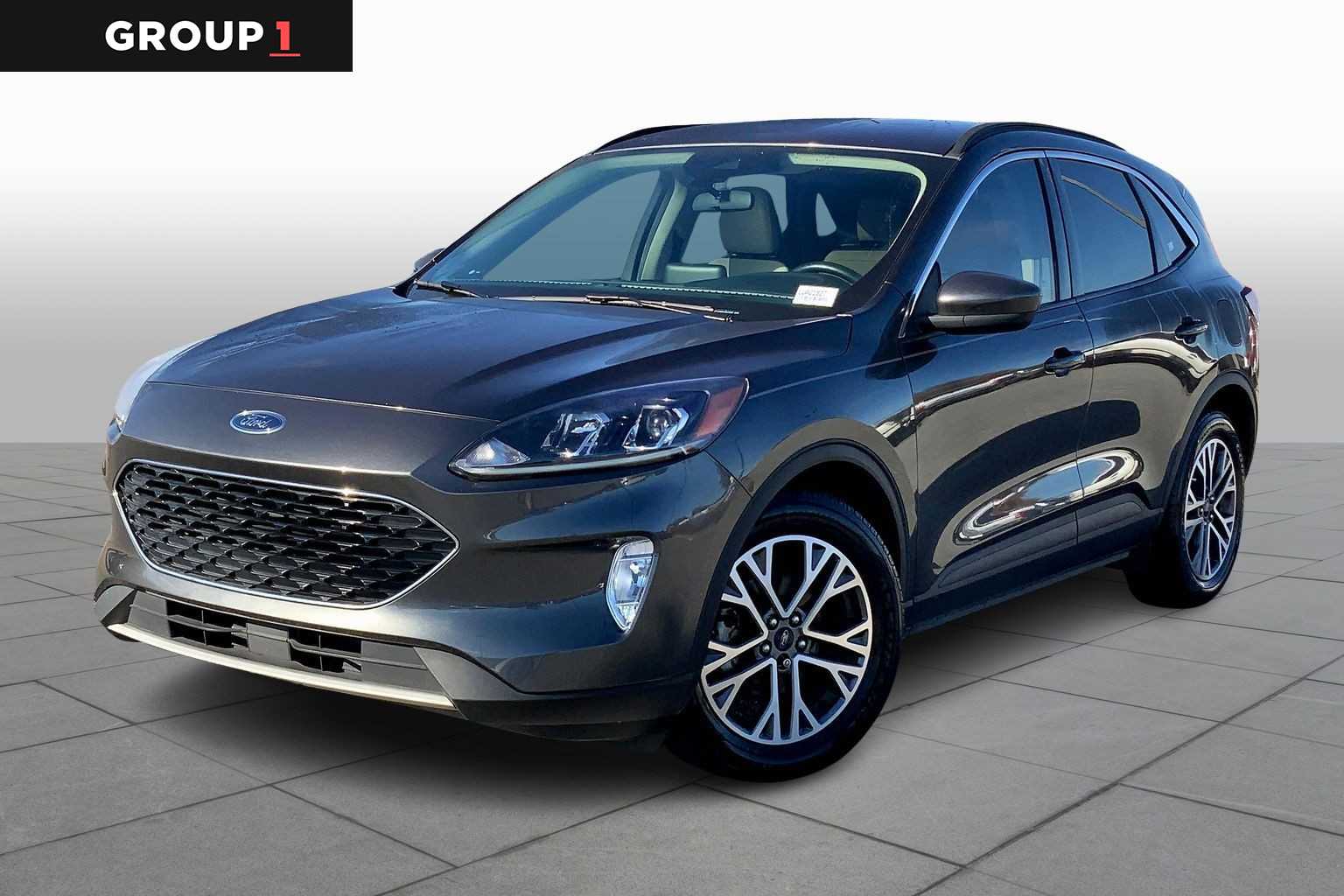 2020 Ford Escape SEL's photo