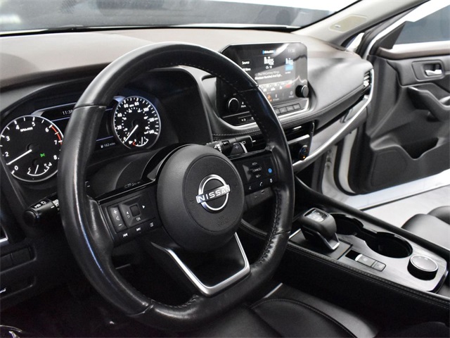 2023 Nissan Rogue SL photo 4