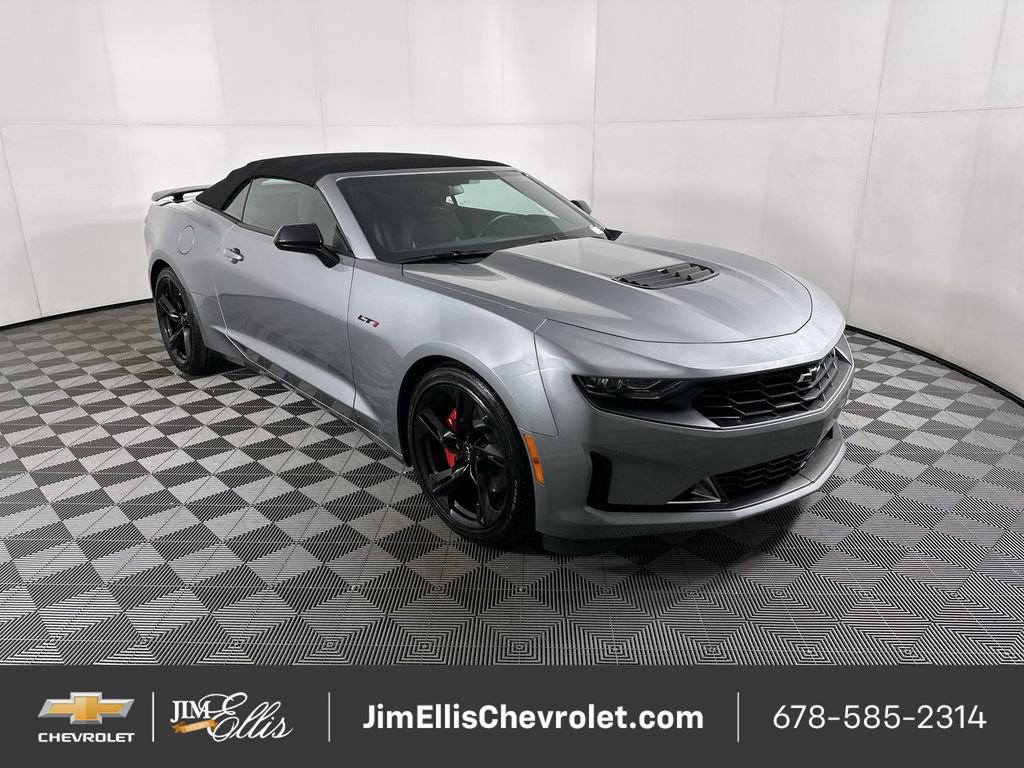 2024 Chevrolet Camaro LT1's photo
