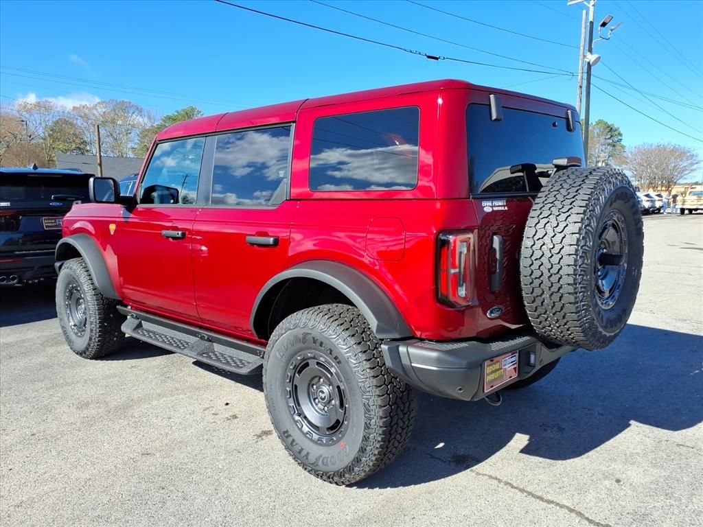 2025 Ford Bronco Badlands photo 3