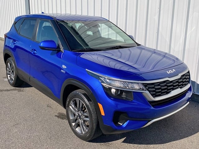 2022 Kia Seltos LX photo 2