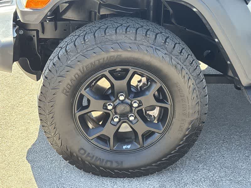 2022 Jeep Wrangler Willys photo 12