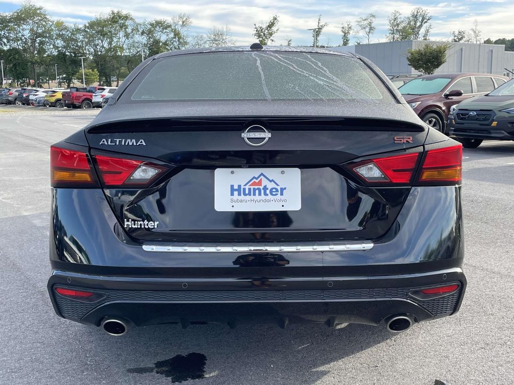 2023 Nissan Altima 2.5 SR photo 27