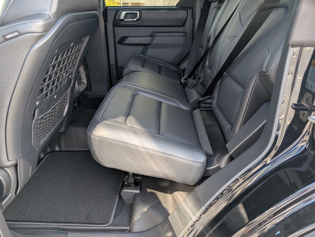 2025 Ford Bronco Badlands Black Diamond photo 5