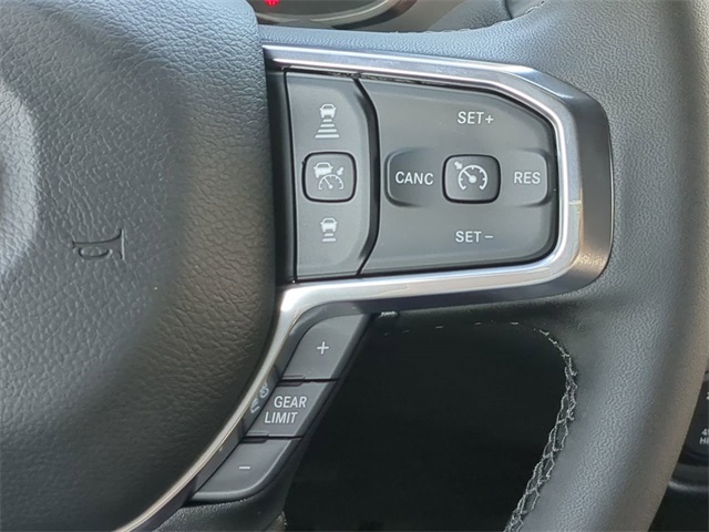 2026 Ram 3500 photo 25