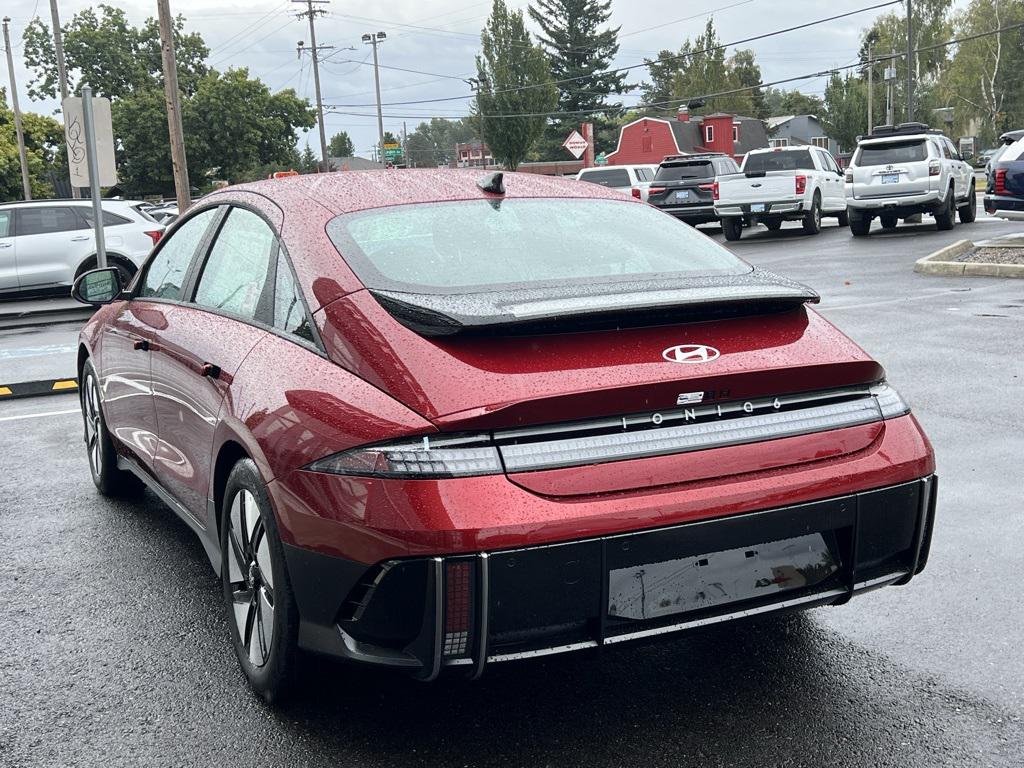 2025 Hyundai Ioniq 6 SE photo 4