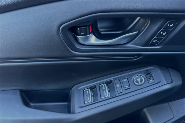 2025 Honda Accord Hybrid EX-L photo 8