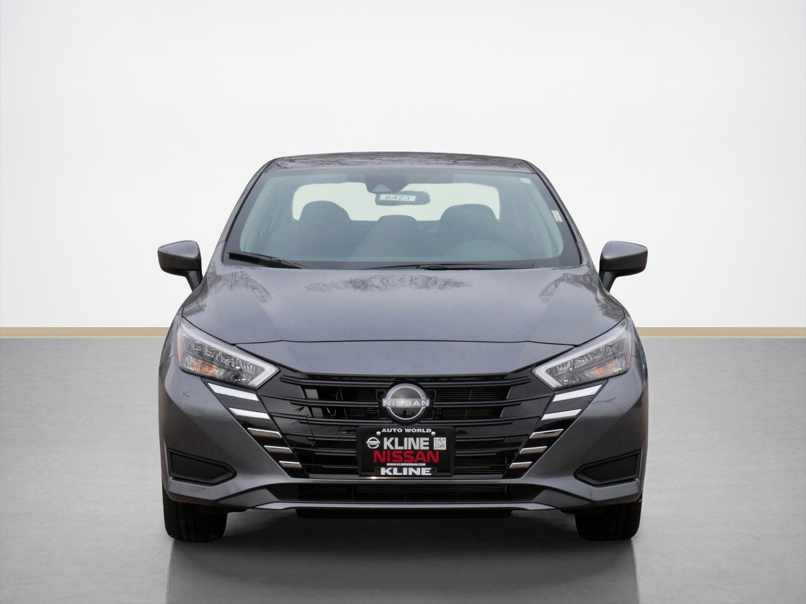 2025 Nissan Versa 1.6 SV photo 4