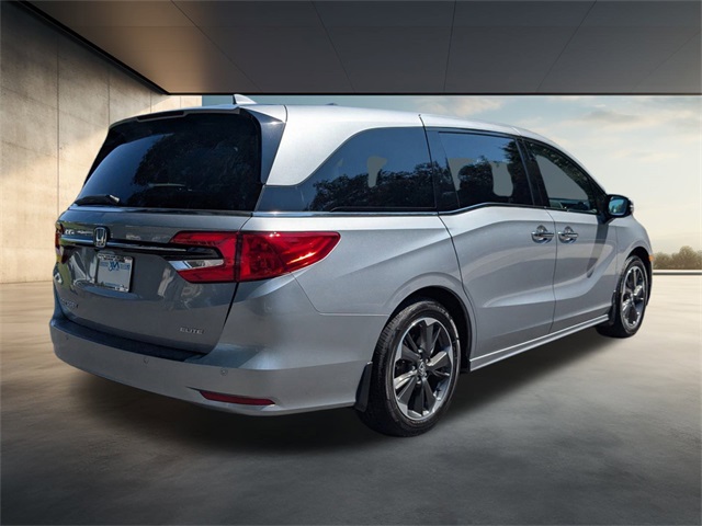 2024 Honda Odyssey Elite photo 4