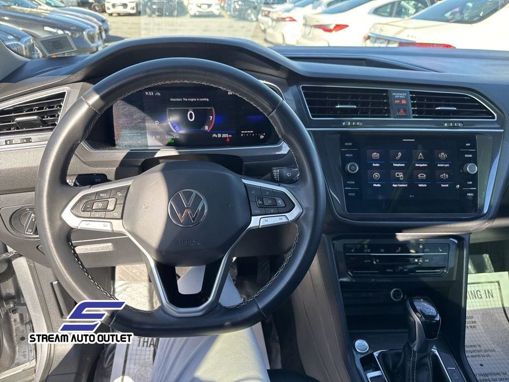 2023 Volkswagen Tiguan SE photo 16